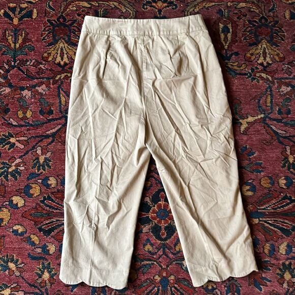 Kim Rogers Khaki Capris Pants, Scalloped Trim Size 8 - Picture 4 of 6